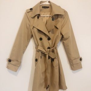 Trench coat